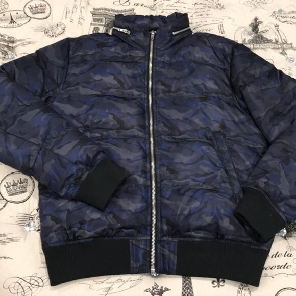 Slate & Stone Packable Hood Down Jacket - Picture 5 of 9